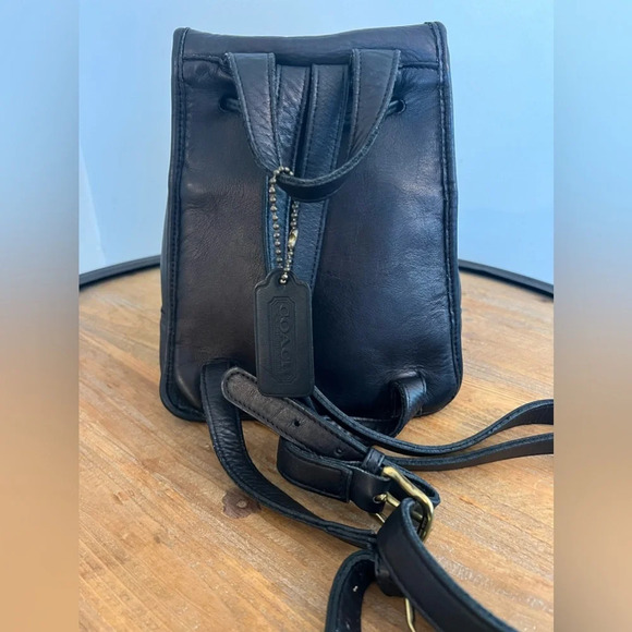 Vintage COACH Black Leather Backpack 9791 - Picture 3 of 5